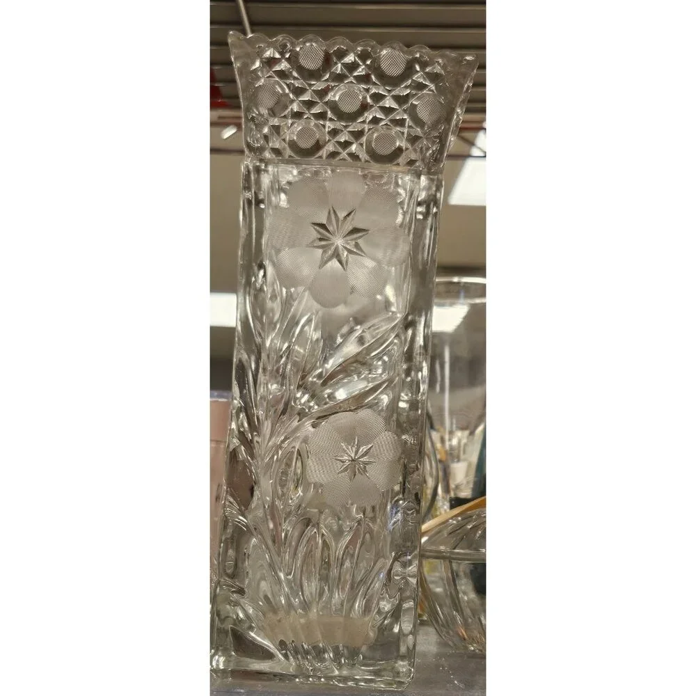 Vintage‎ Vase Crystal Cut Glass Etched Flower & Starburst Rectangular 10 Inches